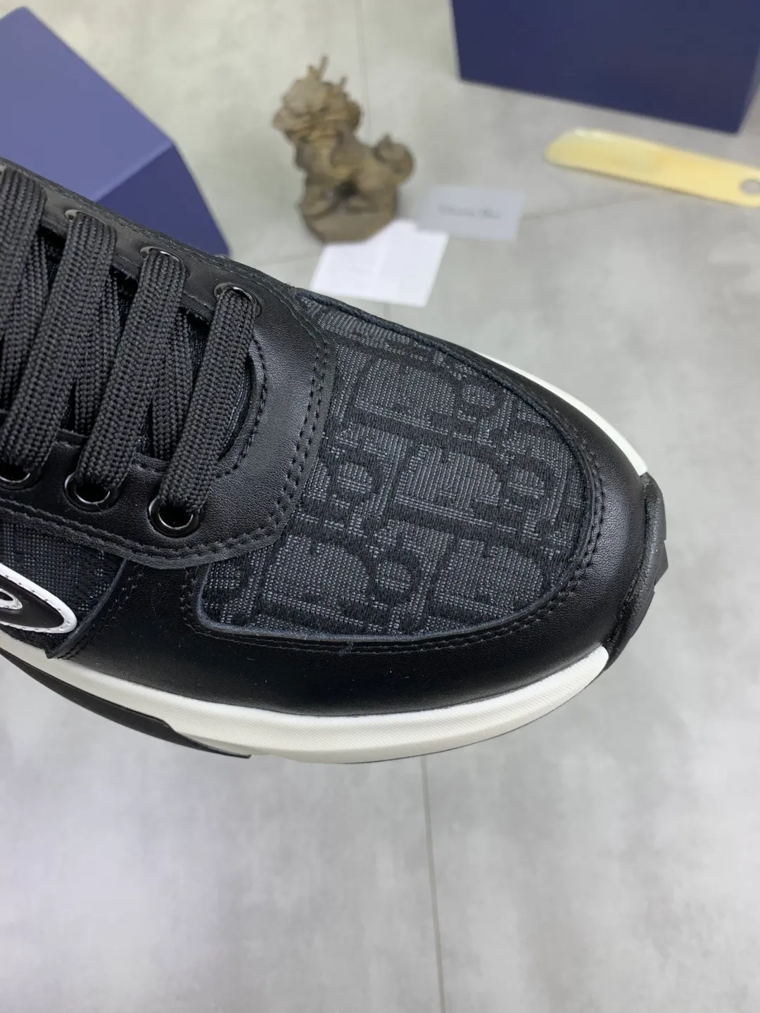 Men's Men's Shoes💰P440💰[New Style]🆘[Dior] 2025 Dior Original Lace-up Low-top Men's Shoes Classic casual shoes 🔥This model is the official classic model with high quality and made by famous original designers. It is made of high-quality cowhide with original materials➕comfortable and breathable mesh lining➕pigskin insole. The perfect last shape and generous and fashionable design have attracted many consumers and are suitable for drivers to drive🚗. What you want is the best quality in the market. Color: 4️⃣Color Code number: 38--44 (45 customized)